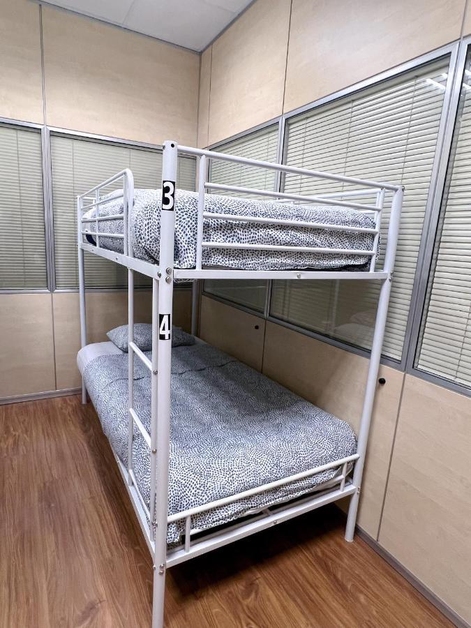 מדריד Hostel Acacias מראה חיצוני תמונה